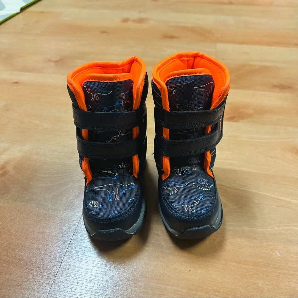 Carters Navy & Orange Grady Light Up Dinosaur Graphic Snow Boots Toddler Size 5